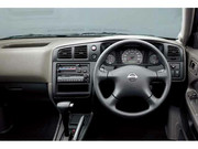 日産 エキスパート 4枚目