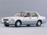 日産 クルー 2枚目