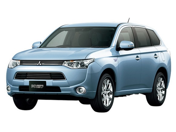 三菱 アウトランダーPHEV カタログ画像1