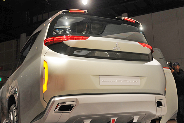 MITSUBISHI Concept GC-PHEV