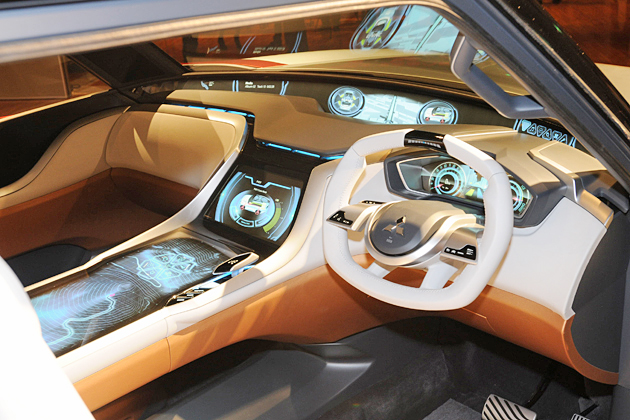 MITSUBISHI Concept GC-PHEV