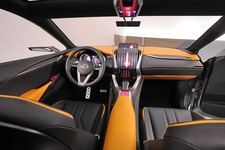 LEXUS LF-NX(プレミアムコンパクトSUVコンセプト)[東京モーターショー2013 参考出品車]