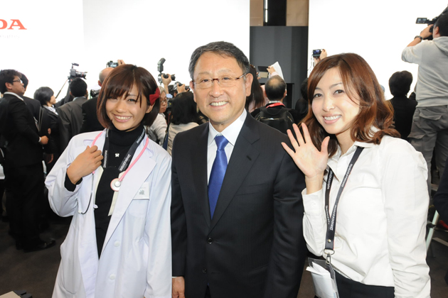 安枝瞳ちゃん・豊田章男社長・吉田由美さん