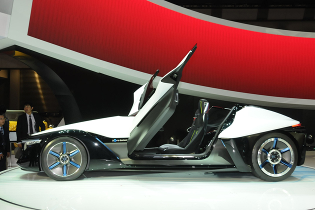 日産　ブレイドグライダー