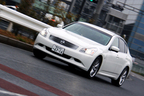 日産 スカイライン 3.7Lエンジン-7速AT 試乗レポート