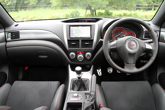 スバル 新型WRX STI スバル 先代インプレッサ WRX STI SpecC