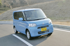 ダイハツ タント