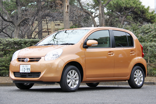 toyota passo vs daihatsu sirion #5