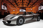ポルシェ、918スパイダーを発表