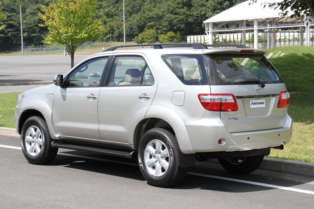  fortuner  2011 