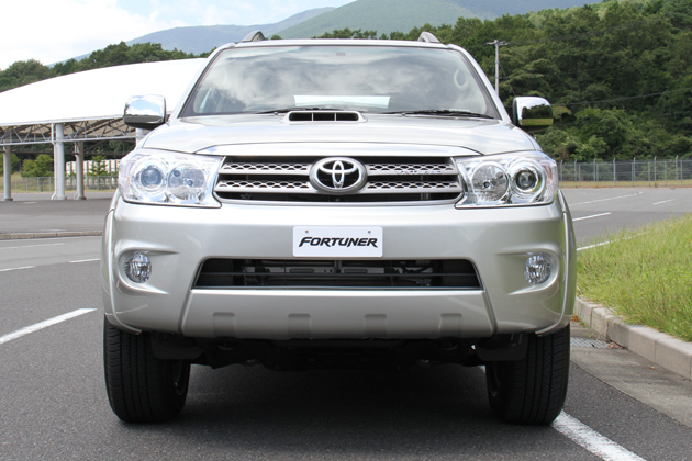  fortuner  2011 