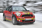 ミニ クロスオーバー JCW(John Cooper Works)[プロトタイプ] 海外雪上試乗レポート／九島辰也